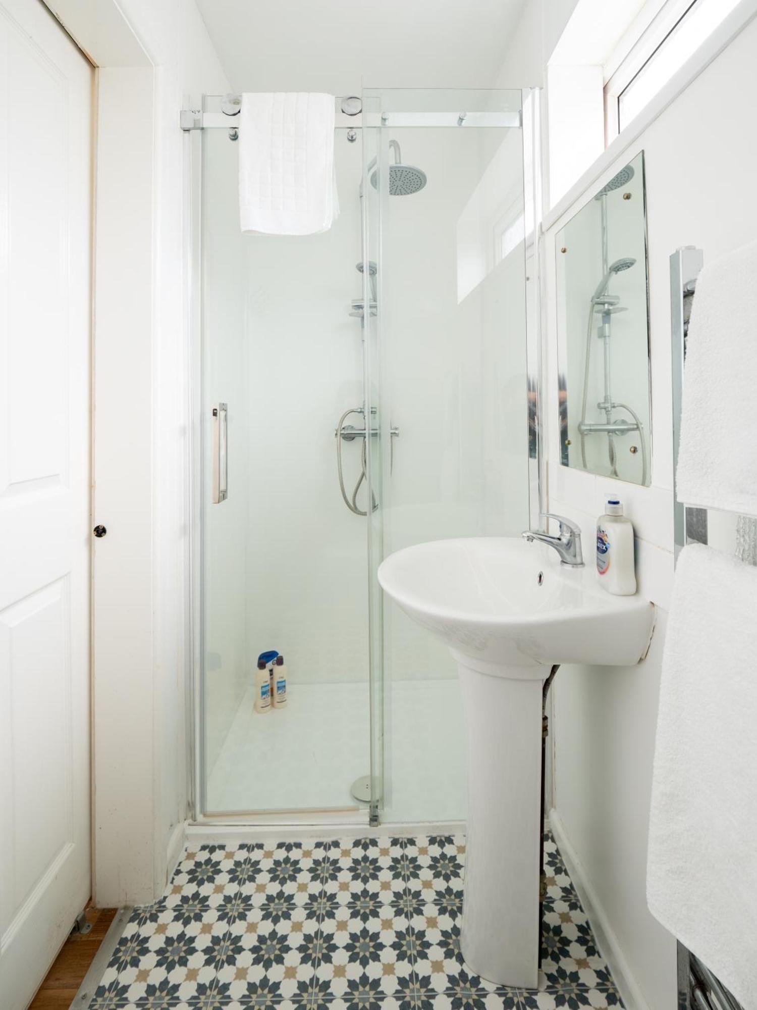 4 Bed Rooms 5 Double Beds Holidays House Near Train Station Plymouth Exterior foto